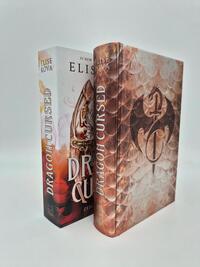 Außenansicht des Buches „Dragon Cursed – Zeig keine Gnade (Deluxe-Ausgabe)“