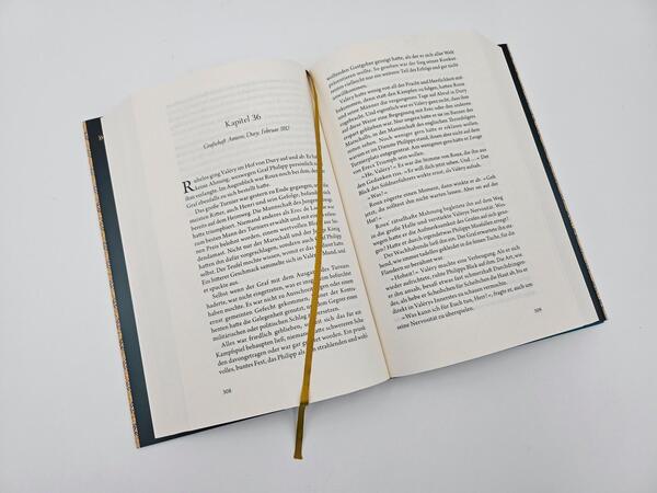 Innenansicht des Buches „König der Turniere“