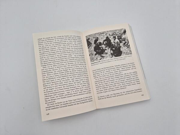 Außenansicht des Buches „Am seidenen Faden“