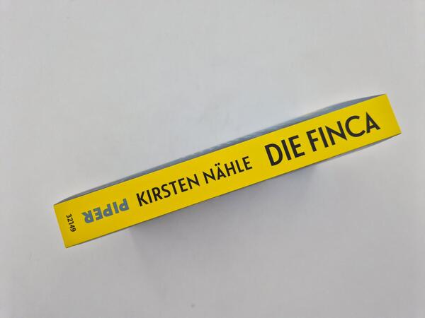 Außenansicht des Buches „Die Finca“