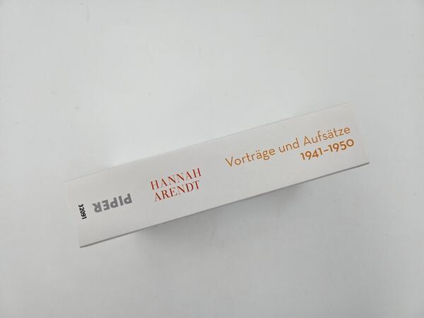 Außenansicht des Buches „Vorträge und Aufsätze 1941–1950“