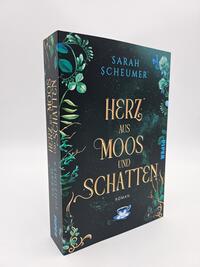 Außenansicht des Buches „Herz aus Moos und Schatten“