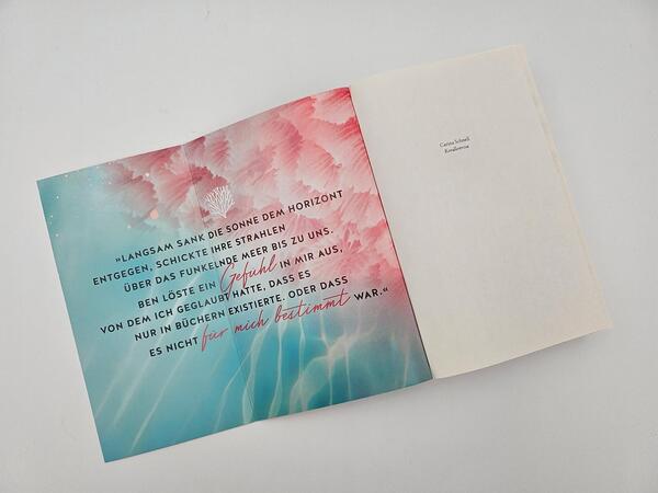Außenansicht des Buches „Korallenrosa“