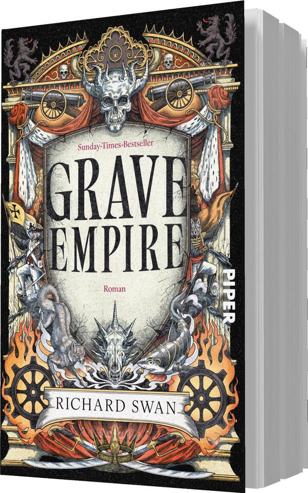 Das Buchcover zeigt eine aufwendige, detaillierte Illustration in kräftigen Farben. Im Mittelpunkt steht ein großes, ovale Schild mit dem Titel „GRAVE EMPIRE“ in markanter, schwarzer Typografie, umrahmt von dekorativen Elementen, darunter Totenköpfe und mystische Symbole. Der Untertitel „Roman“ ist in einer kleineren Schriftgröße platziert. Oben auf dem Cover befindet sich der Hinweis „Sunday-Times-Bestseller“. Am unteren Rand ist der Autor „RICHARD SWAN“ in einer klaren, lesbaren Schrift abgedruckt.