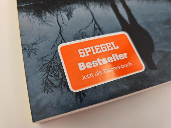 Außenansicht des Buches „Stummer Schrei“