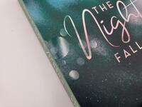 Innenansicht des Buches „When the Night Falls “