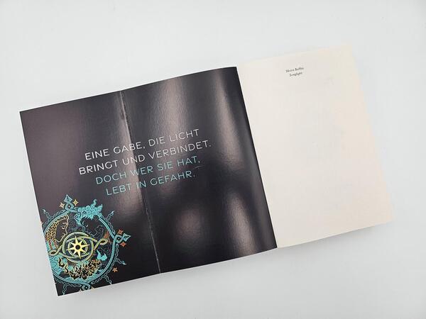 Außenansicht des Buches „Songlight“