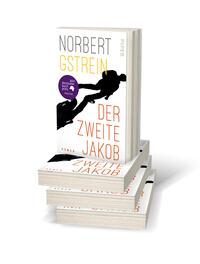 Bücherstapel des Buches „Der zweite Jakob“