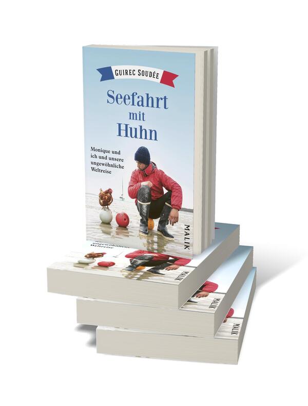 Bücherstapel des Buches „Seefahrt mit Huhn“