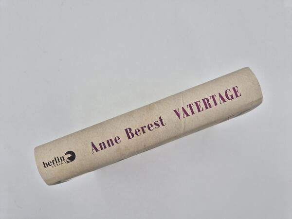 Außenansicht des Buches „Vatertage“