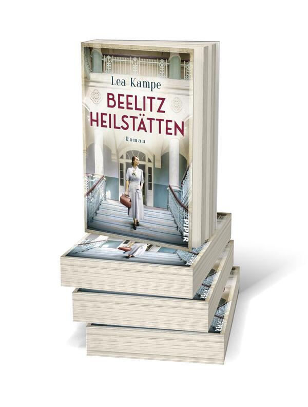 Bücherstapel des Buches „Beelitz Heilstätten“