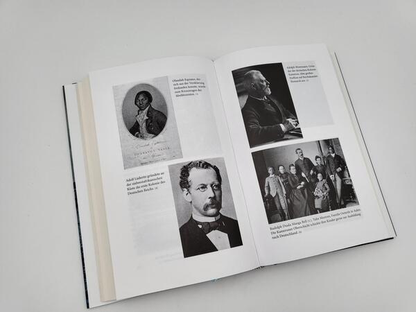 Innenansicht des Buches „Zucker, Schnaps und Nilpferdpeitsche“