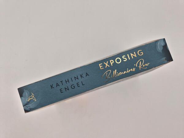 Außenansicht des Buches „Exposing Billionaires’ Row“