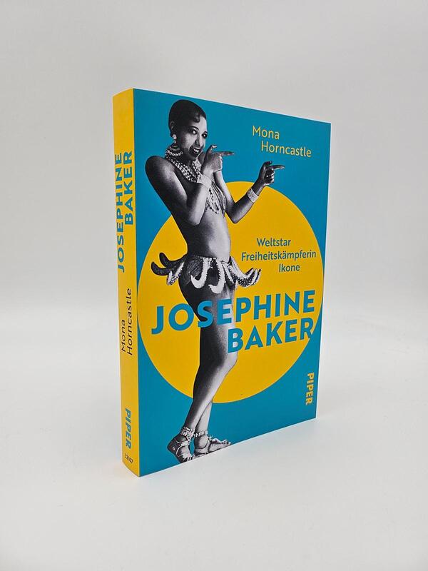 Außenansicht des Buches „Josephine Baker“