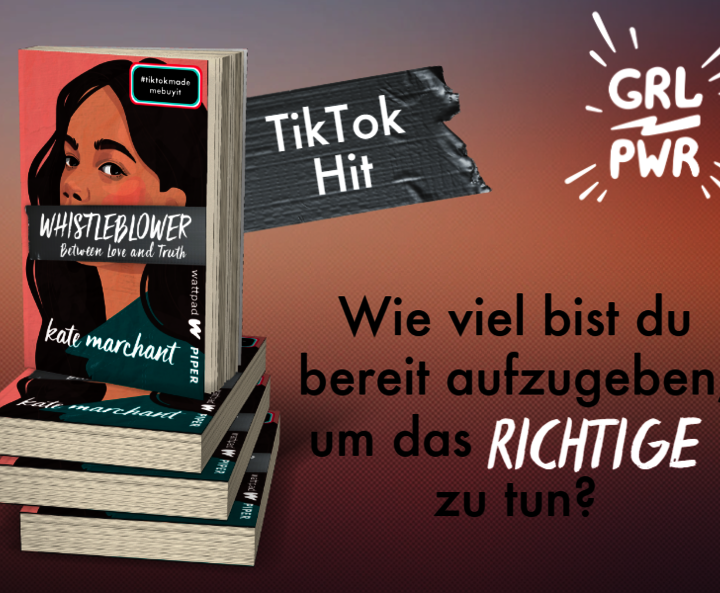 Kate Marchants „Whistleblower“ als Bücherstapel