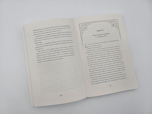 Außenansicht des Buches „Queen Victoria “