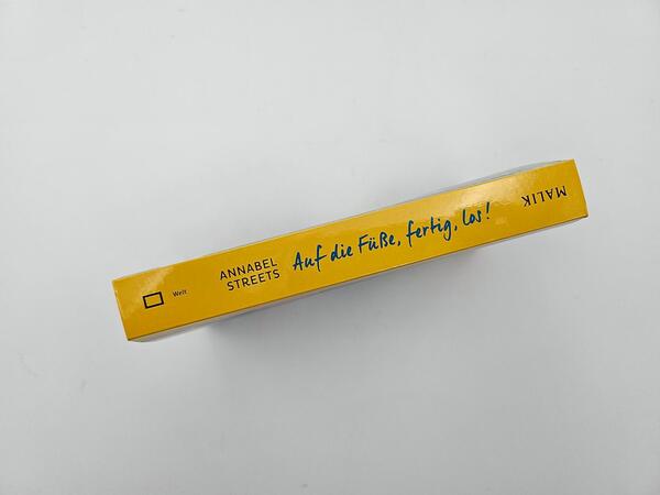 Innenansicht des Buches „Auf die Füße, fertig, los!“