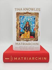 Außenansicht des Buches „Matriarchin“