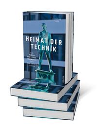 Bücherstapel des Buches „Heimat der Technik“