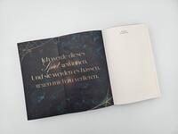 Außenansicht des Buches „Our darkest Lies“