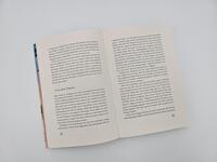 Außenansicht des Buches „Mit der Katze weiter um die Welt“