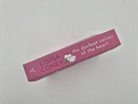 Außenansicht des Buches „The Darkest Corner of the Heart“