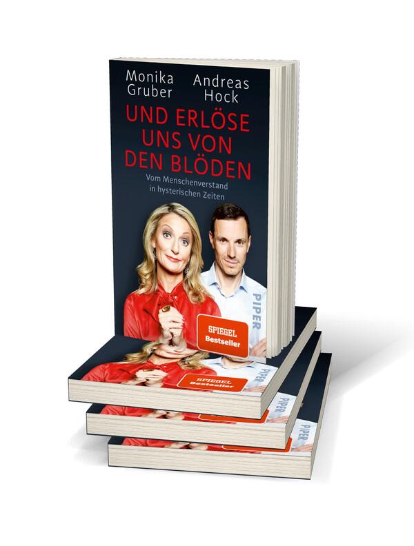 Bücherstapel des Buches „Und erlöse uns von den Blöden“