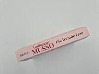 Außenansicht des Buches „Die fremde Frau“