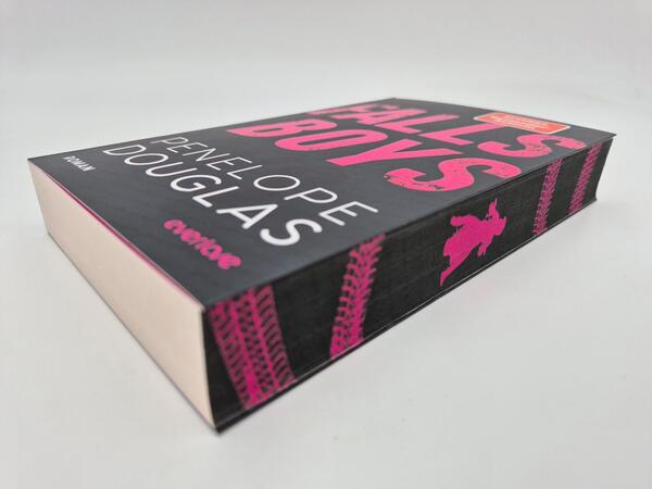 Außenansicht des Buches „Falls Boys“