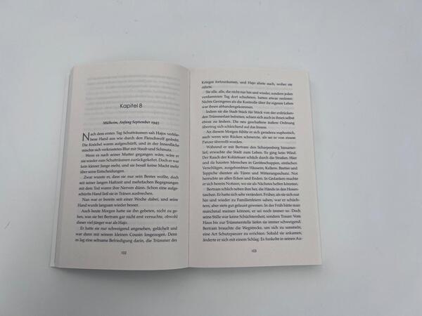 Innenansicht des Buches „Aufbruch ins Morgen“
