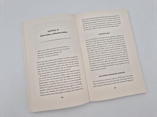 Außenansicht des Buches „Good Girl Exit“