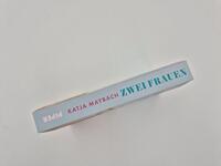 Außenansicht des Buches „Zwei Frauen“