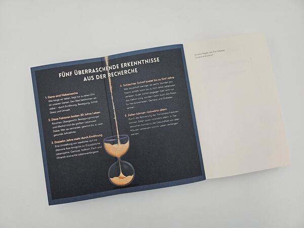 Außenansicht des Buches „Einfach nicht altern?“