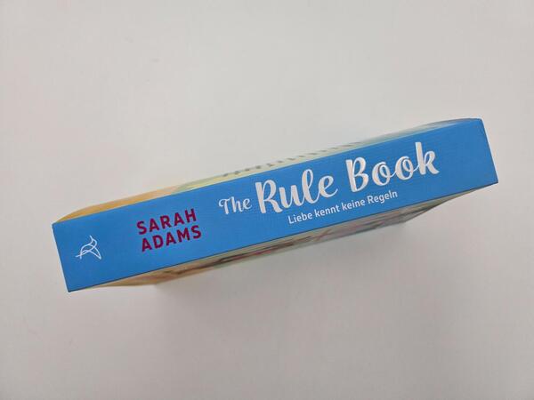 Außenansicht des Buches „The Rule Book – Liebe kennt keine Regeln“