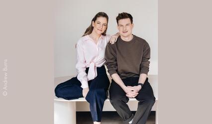 Jennifer Sieglar und Tim Schreder