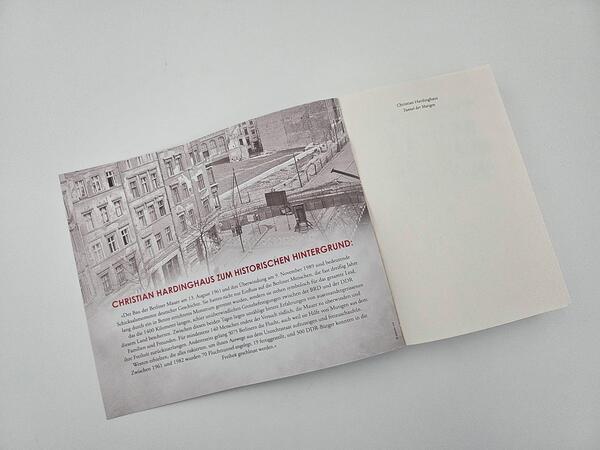 Innenansicht des Buches „Tunnel der Mutigen“