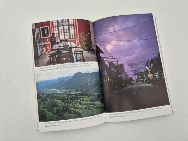 Außenansicht des Buches „Und vor uns die ganze Welt“