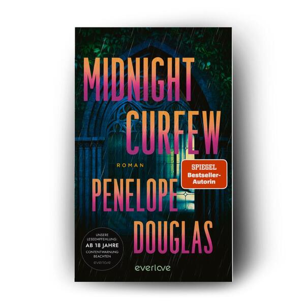Außenansicht des Buches „Midnight Curfew“