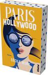 Das Buchcover zeigt ein stilisiertes Frauenporträt in kräftigen Blau- und Gelbtönen vor orangegelbem Hintergrund. Die große runde Sonnenbrille reflektiert Pariser und kalifornische Motive wie Eiffelturm, Palmen und Skyline. Oben dominiert in weißen Großbuchstaben das Wort „PARIS“, darunter in blockiger, schmaler Großschrift „HOLLYWOOD“. Unten steht der Autorenname „CÉCILE MURY“ in Weiß; klein die Genrebezeichnung „Roman“. Der Stil ist retro-glamourös, kontrastreich.