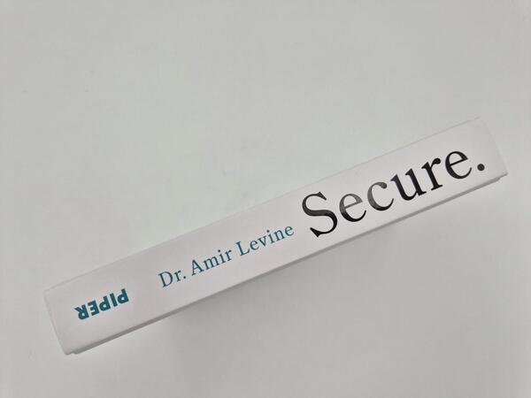 Außenansicht des Buches „Secure. Der Schlüssel zu echter Verbundenheit“