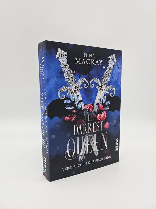 Außenansicht des Buches „The Darkest Queen“
