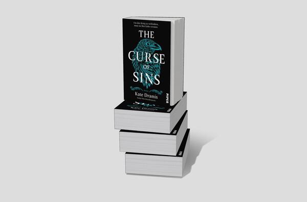 Bücherstapel des Buches „The Curse of Sins“