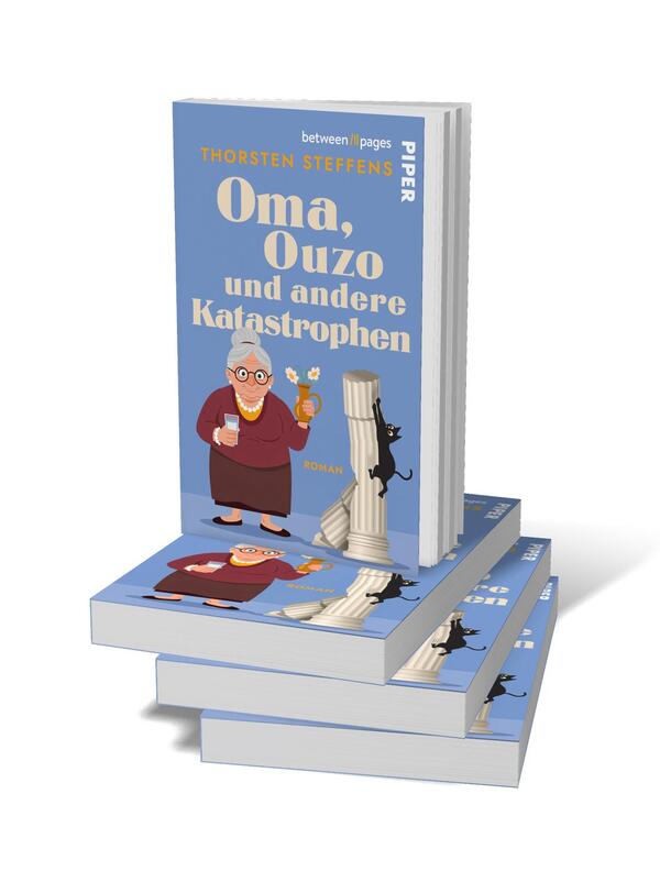 Bücherstapel des Buches „Oma, Ouzo und andere Katastrophen“