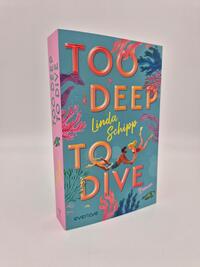 Außenansicht des Buches „Too deep to dive“