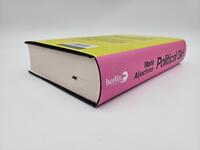 Außenansicht des Buches „Political Girl“