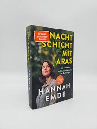 Innenansicht des Buches „Nachtschicht mit Aras“