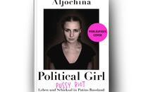 Außenansicht des Buches „Political Girl“