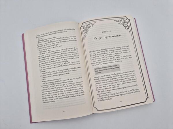 Außenansicht des Buches „Loving fiercely“