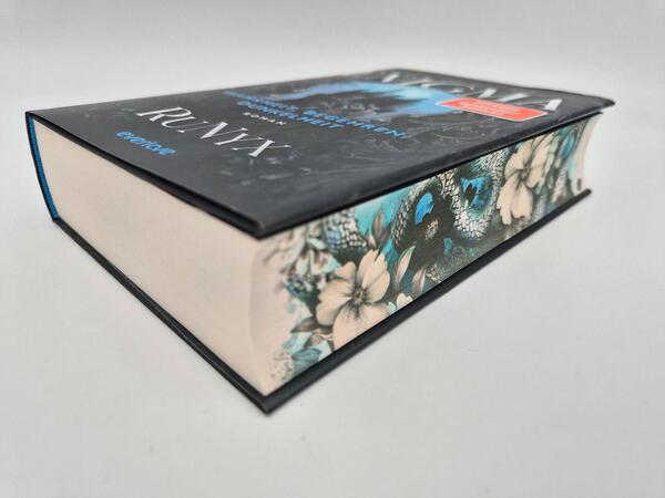 Außenansicht des Buches „Enigma – Wahrheit, Begehren, Dunkelheit“