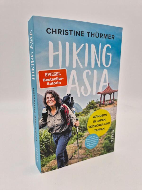 Außenansicht des Buches „Hiking Asia“